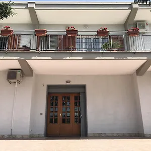 National 5 Bed & Breakfast